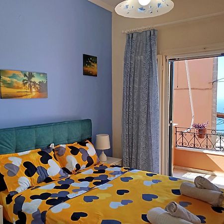 Marios Apartment Lákones エクステリア 写真